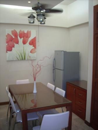 Two-bedroom dining area